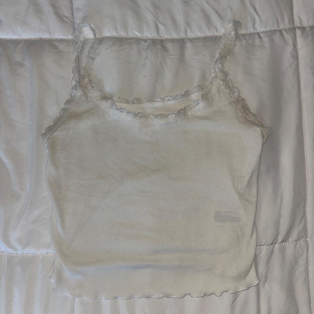 Colsie Ivory Lace-Trim Ribbed Camisole